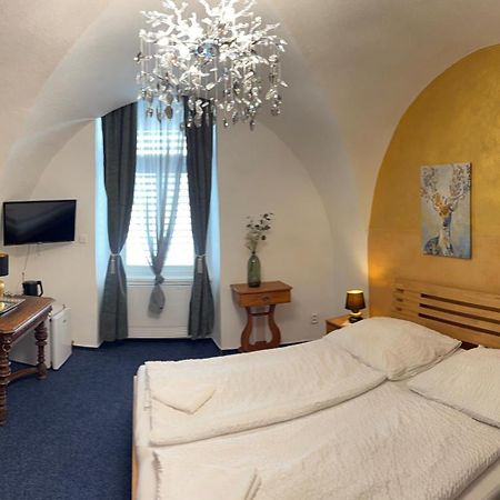 Mikulov Inn - Hotel Zeme Eksteriør billede