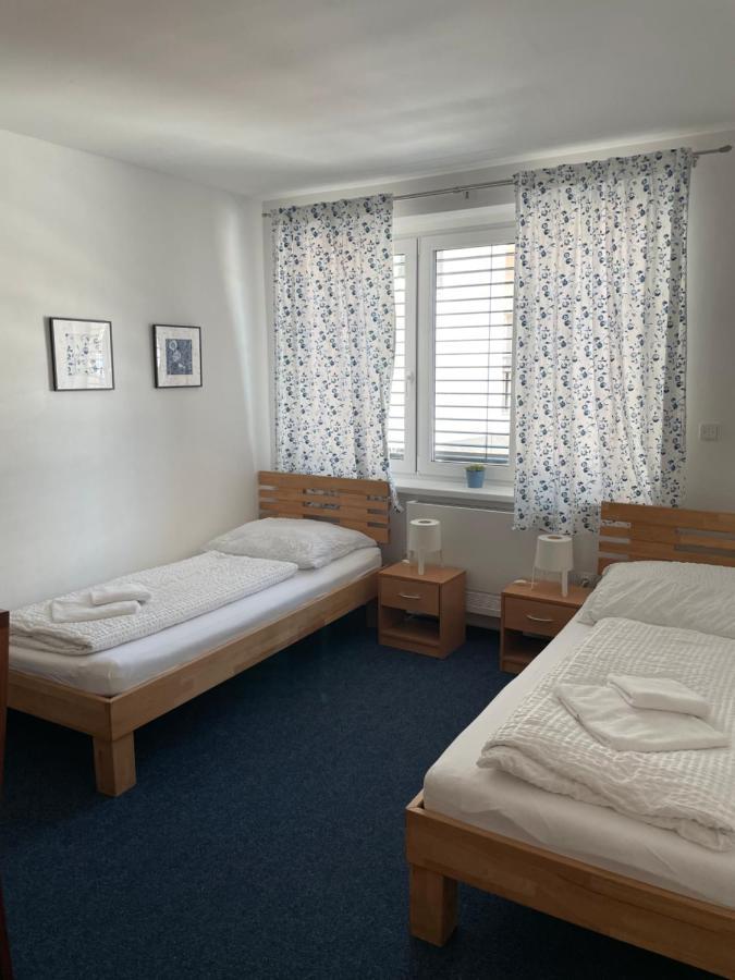 Mikulov Inn - Hotel Zeme Eksteriør billede