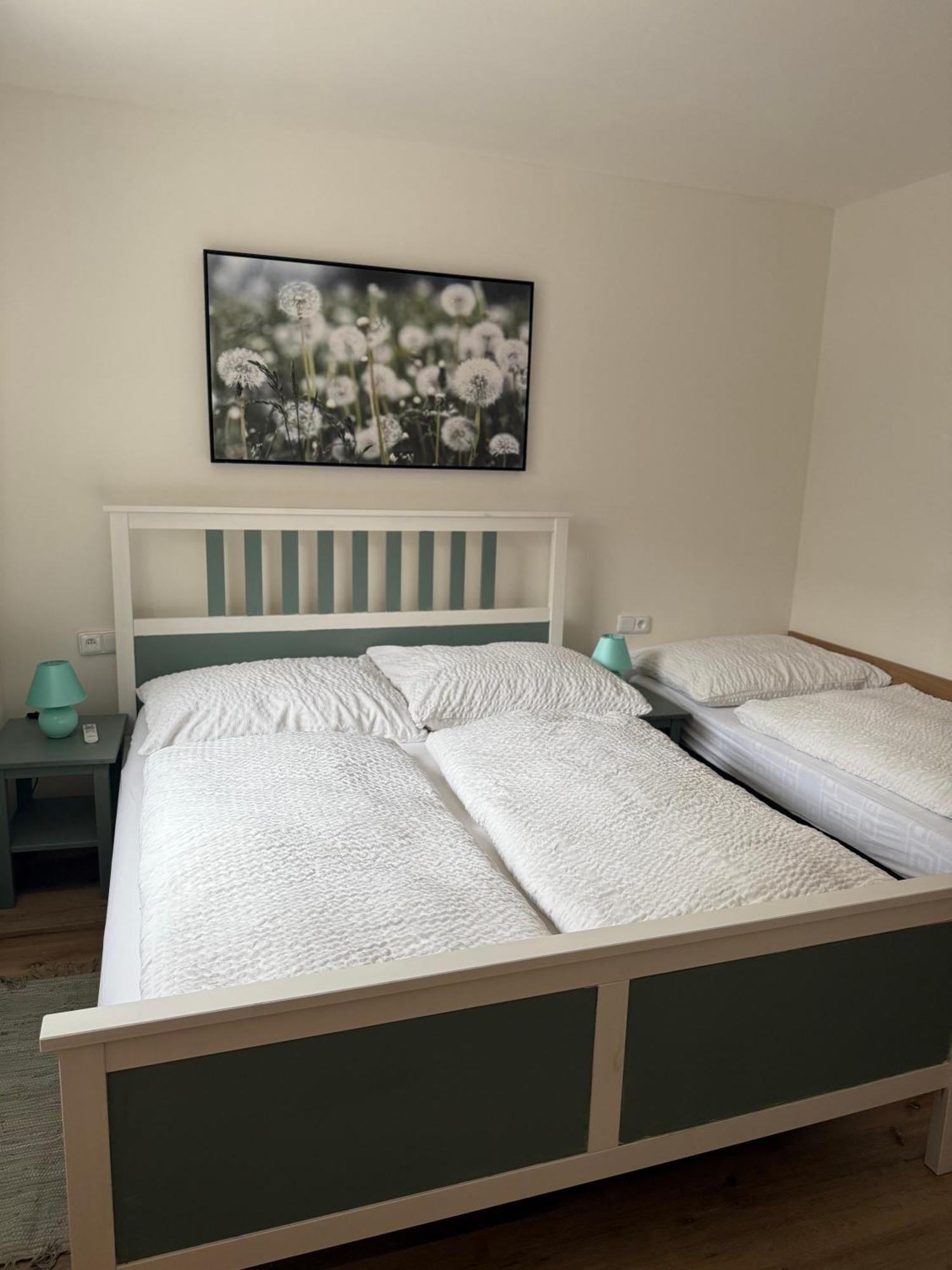 Mikulov Inn - Hotel Zeme Eksteriør billede