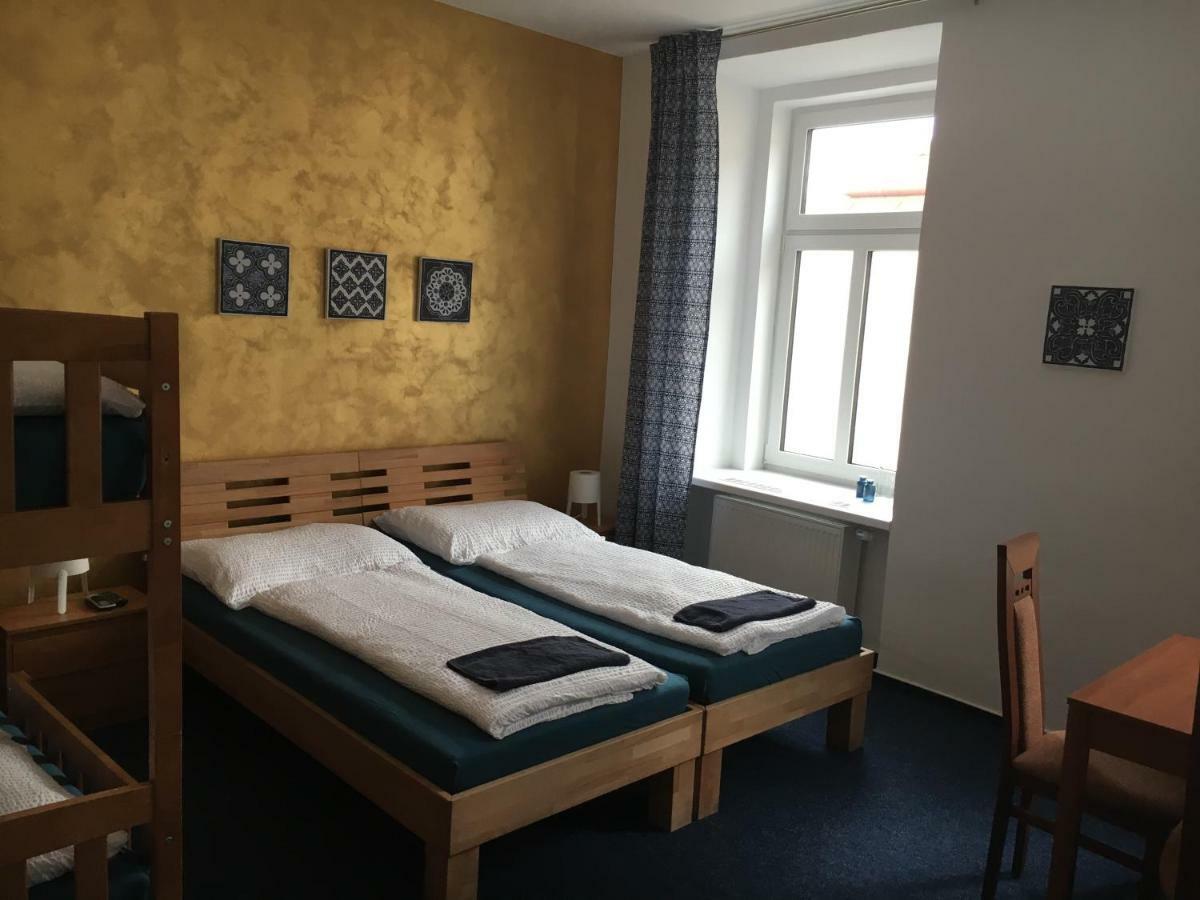 Mikulov Inn - Hotel Zeme Eksteriør billede