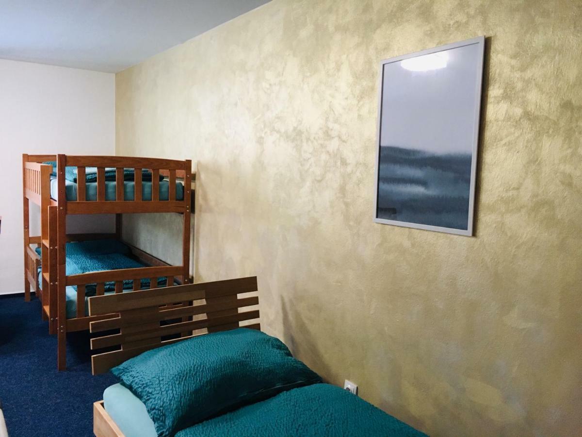 Mikulov Inn - Hotel Zeme Eksteriør billede