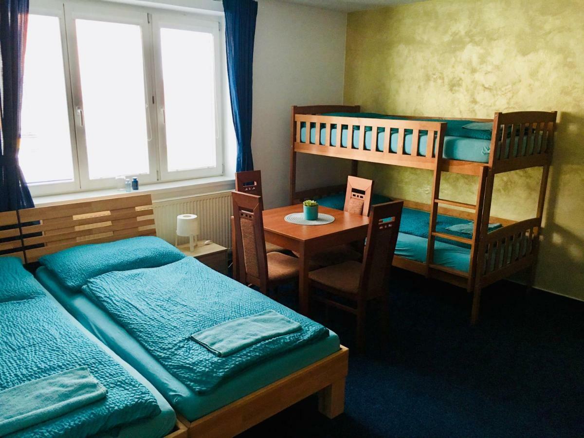 Mikulov Inn - Hotel Zeme Eksteriør billede