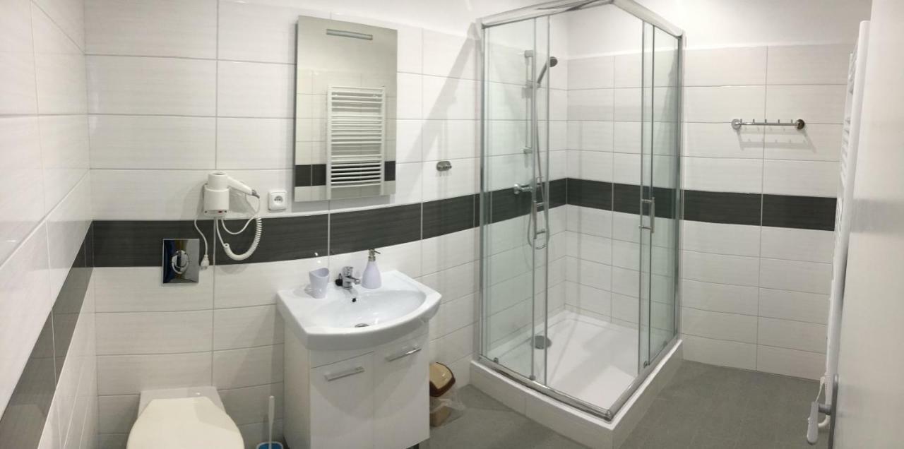 Mikulov Inn - Hotel Zeme Eksteriør billede